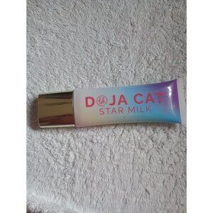 bh Cosmetics Doja Cat Star Milk Light Reflecting Moisturizer 48ml